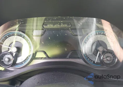 2022 Ram 1500 Limited 4X4 5'7 Box from USA, damaged, VIN 1C6SRFHT7NN133730